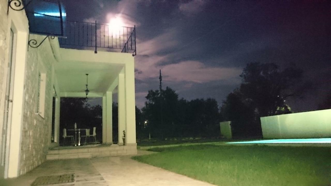 Villa Pistan Murvica  외부 사진
