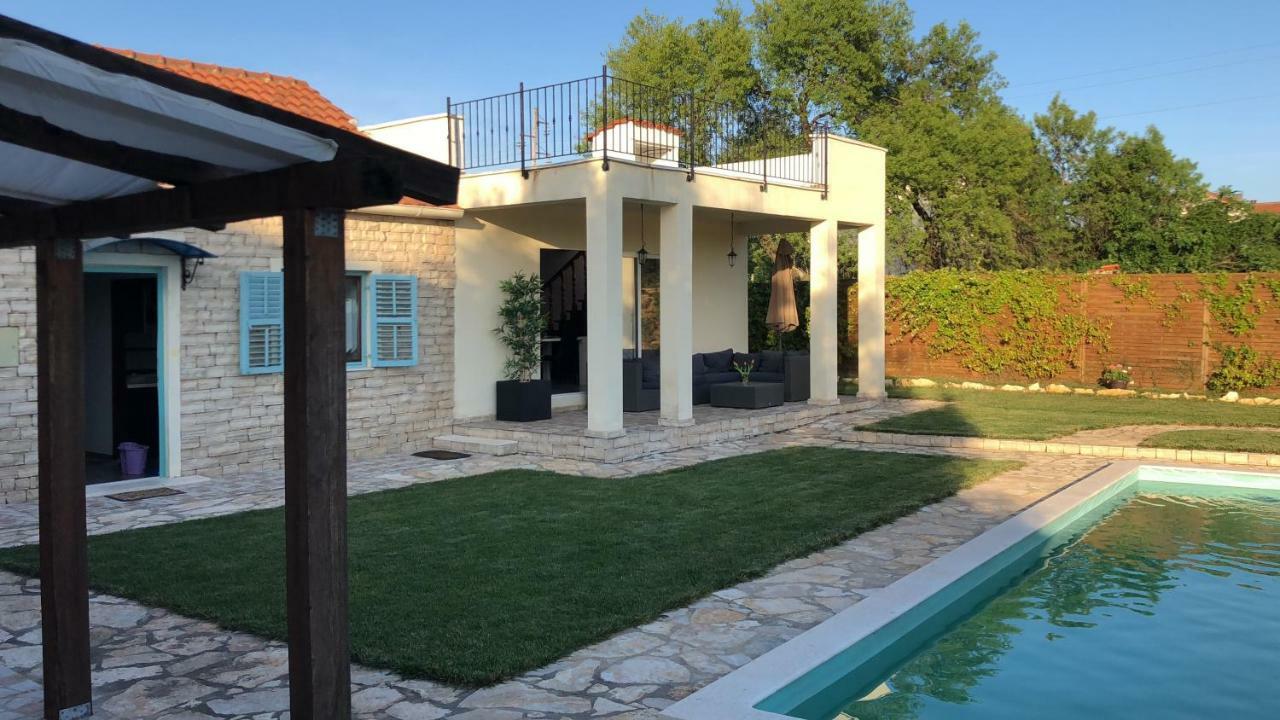 Villa Pistan Murvica  외부 사진